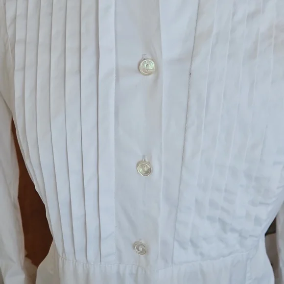 Elegant White Bell Sleeve Women's Top - Picture 5 of 9